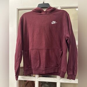 Nike Bundle of 2 Youth Boys XL Hoodie and Long Sleeve Top